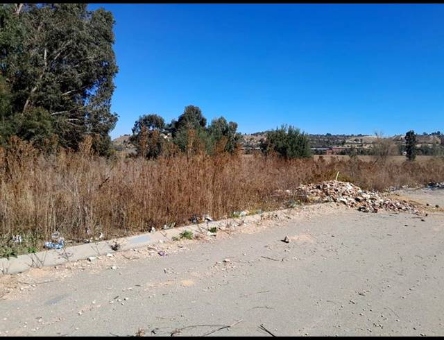 LAND FOR SALE IN FLEURHOF